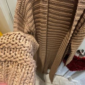 Long brown knitted duster